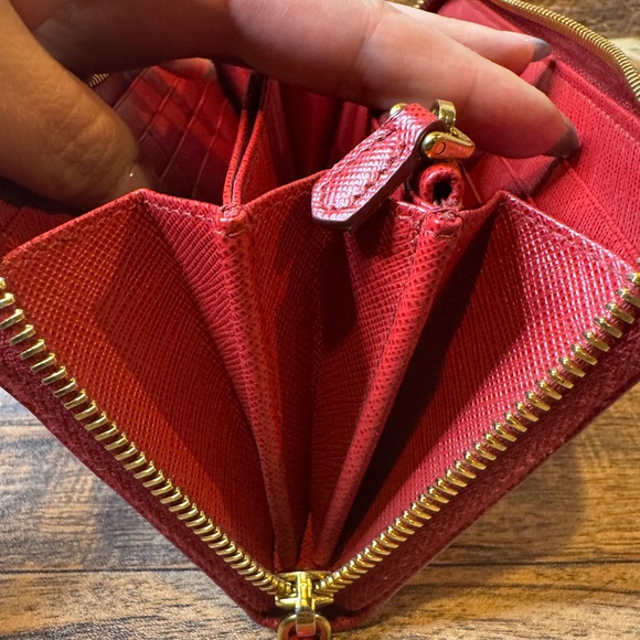 Prada Saffiano Leather Zippy Long Wallet Red Full Set With Authenticity Card - Picture 15 of 16